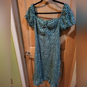 Green Midi Length Floral Dress Size Medium